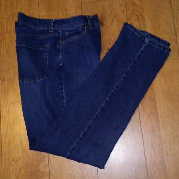 Gloria Vanderbilt Amanda Jeans - Picture 1 of 5
